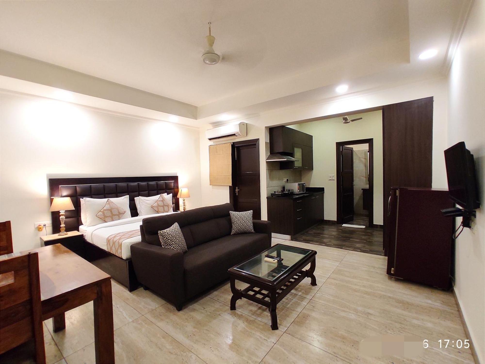 When In Gurgaon - Artemis Hospital 1 Min Walk, Fortis & Medanta 4 Mins Drive Bagian luar foto