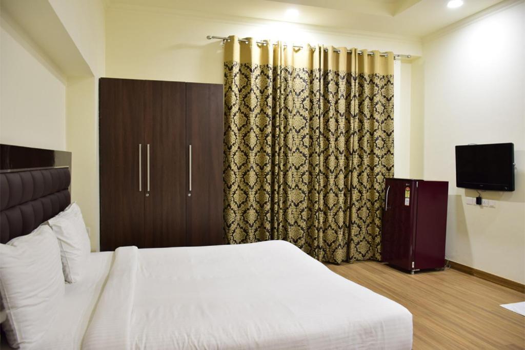 When In Gurgaon - Artemis Hospital 1 Min Walk, Fortis & Medanta 4 Mins Drive Bagian luar foto