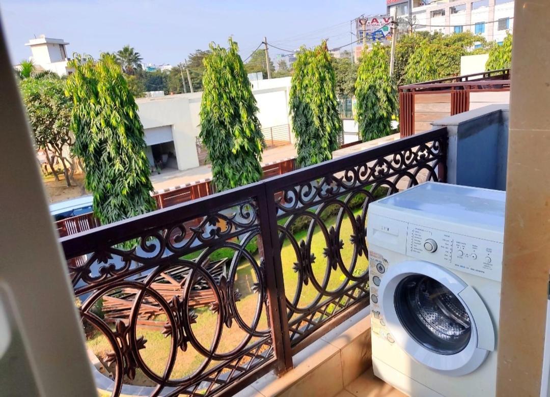 When In Gurgaon - Artemis Hospital 1 Min Walk, Fortis & Medanta 4 Mins Drive Bagian luar foto