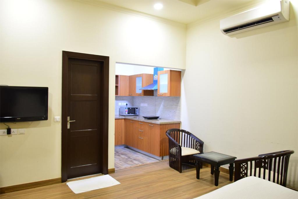 When In Gurgaon - Artemis Hospital 1 Min Walk, Fortis & Medanta 4 Mins Drive Bagian luar foto